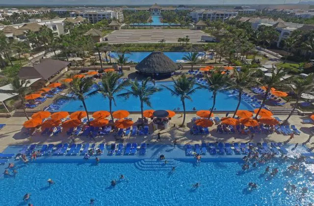 Hard Rock Hotel Casino Punta Cana piscina
